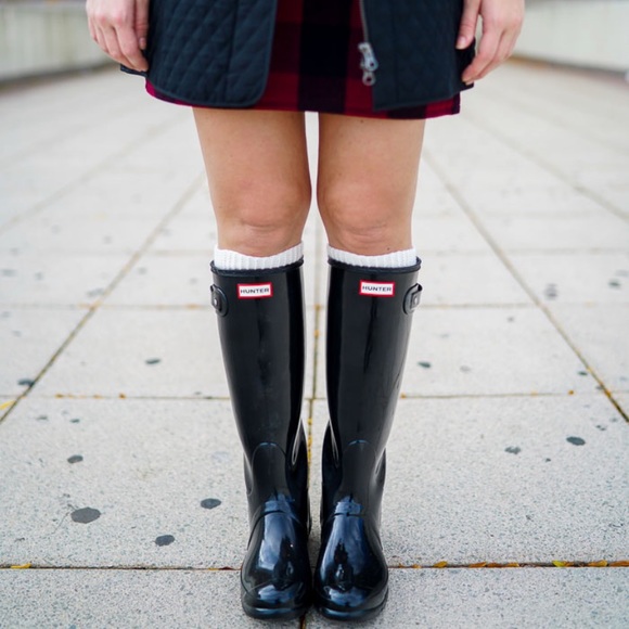 Hunter Shoes - New size 9 Hunter Women's Original Tall Gloss Buckle Strap Rain Boots